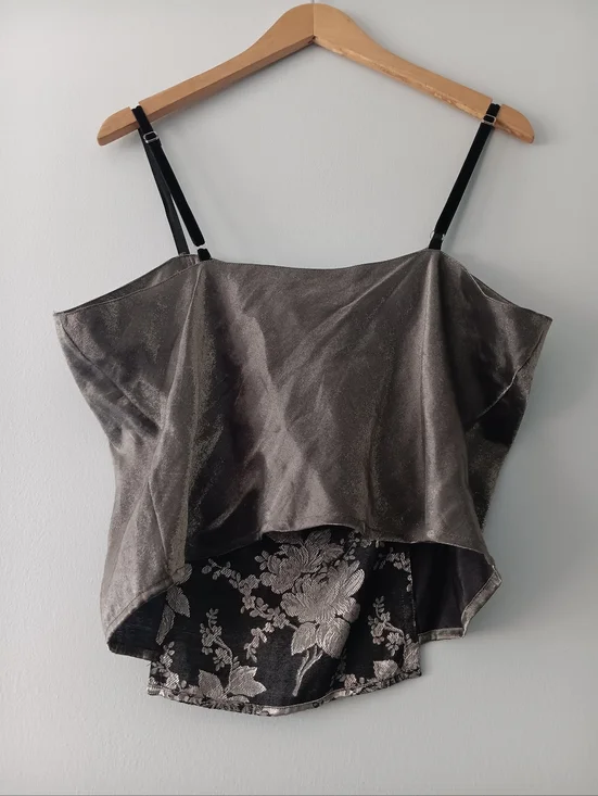 Vintage Amelia’s Silver Metallic Floral Cami Top M Velvet Trim Strappy Tank - Picture 3 of 6